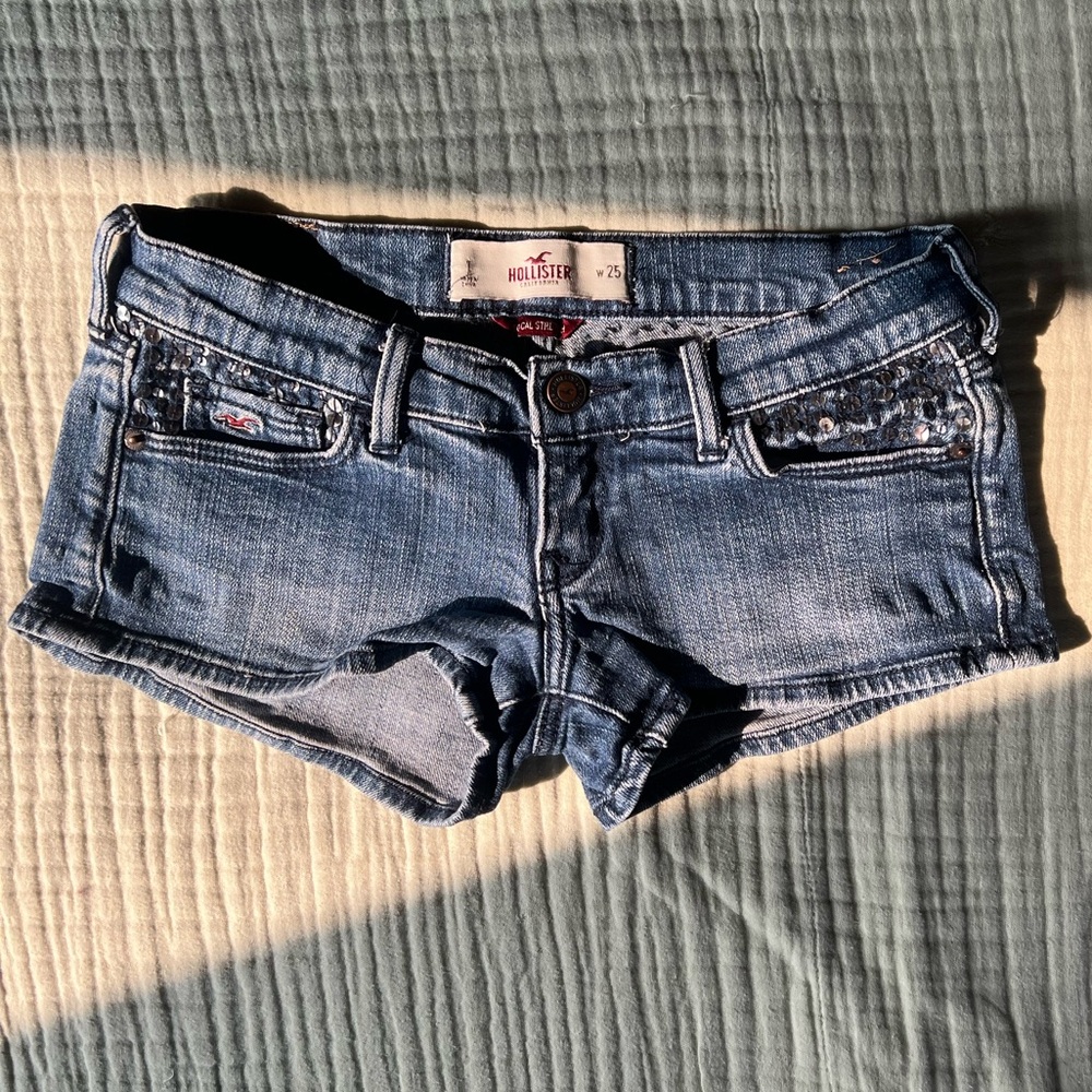 Hollister Sequin Shorts Size 1 - Picture 3 of 4